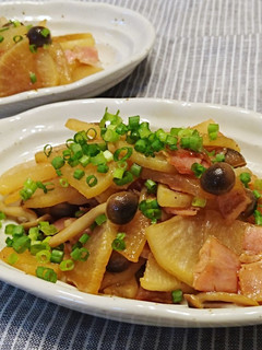 ご飯がすすむ!大根とベーコンの炒め物-レシピのメイン写真