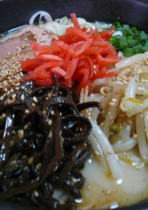 とんこつラーメンに☆ピリ辛きくらげ♪-レシピのメイン写真