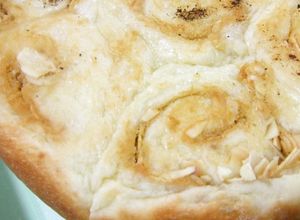 スライスアーモンドときなこクリームパン♪-レシピのメイン写真