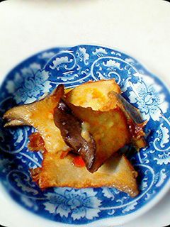 えりんぎとチーズのバター炒め-レシピのメイン写真