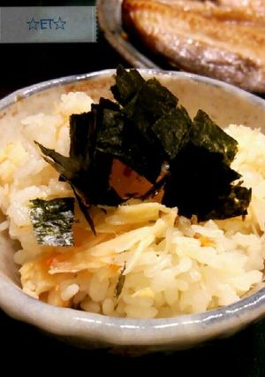 カニ缶とダシ醤油で簡単過ぎるカニご飯-レシピのメイン写真
