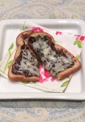 簡単朝ごはん！ネギ味噌チーズトースト-レシピのメイン写真