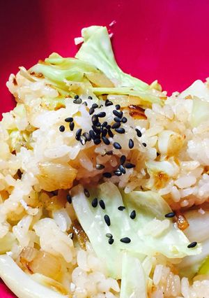 ざく切りキャベツの炒飯♪-レシピのメイン写真