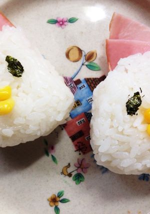 簡単！キャラ弁★にわとりちゃんおにぎり-レシピのメイン写真