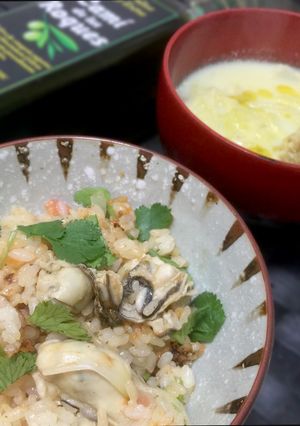 牡蠣の洋風炊き込みご飯(パエリア風)-レシピのメイン写真