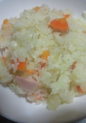 炊飯器でピラフ-レシピのメイン写真