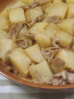 じゃがいもと鶏皮の煮込み-レシピのメイン写真