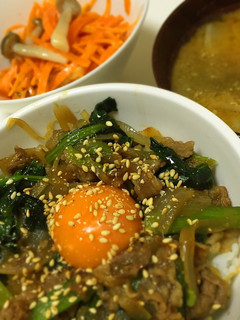 スタミナ源たれ☆簡単!牛玉丼-レシピのメイン写真