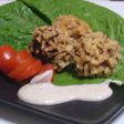 ベリーとナッツの食感が楽しいミートボール