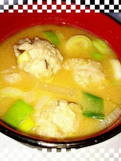 やわらか!鶏肉団子のお味噌汁-レシピのメイン写真