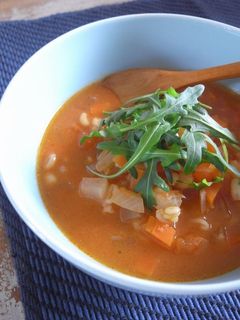 押し麦と野菜の味噌トマトスープ-レシピのメイン写真