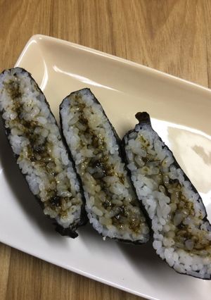 おにぎらず(のりの佃煮)-レシピのメイン写真