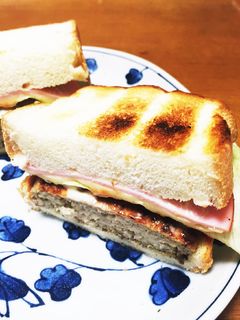 チーズバーガーみたいなトーストサンド-レシピのメイン写真