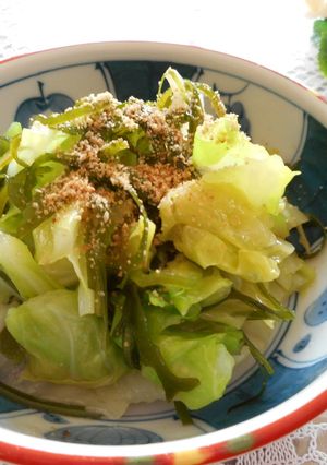 切り昆布とゆでキャベツのゴマぽんサラダ-レシピのメイン写真