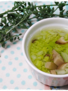 離乳食後期 キャベツとしいたけのお味噌汁-レシピのメイン写真