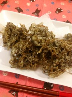 衣に美味しい秘密あり♪もずくの天ぷら-レシピのメイン写真