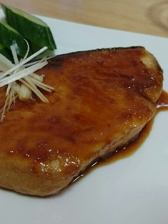 〈おかず〉ごはん三杯!ぶりの照り焼き-レシピのメイン写真