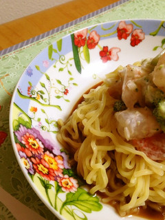 マルちゃん正麺海老とブロッコリーマヨサラ-レシピのメイン写真