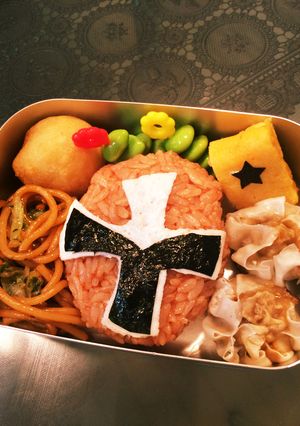 ニンニンジャー☆アカニンジャー！キャラ弁-レシピのメイン写真