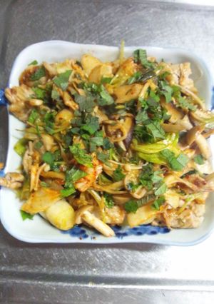 ９月１日晩飯【豚キムチ】-レシピのメイン写真