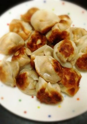 余った麻婆豆腐deコロコロ一口餃子★-レシピのメイン写真
