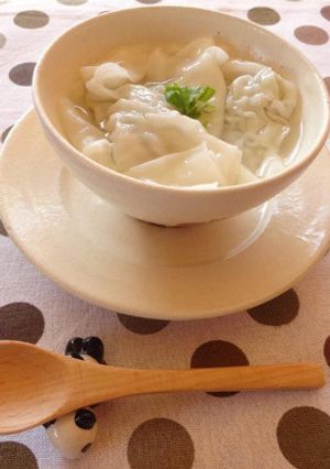 【離乳食後期】ツルッとワンタンスープ-レシピのメイン写真