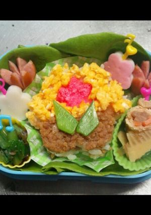 お花そぼろ弁当-レシピのメイン写真