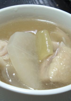 からだ温まる鳥肉と生姜のスープ-レシピのメイン写真