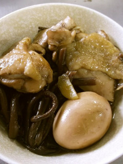 乾物料理 乾燥蕨と鶏腿肉、卵の煮物-レシピのメイン写真