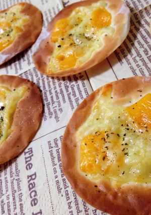 餃子の皮ピザ、超めんどくさい日ver-レシピのメイン写真