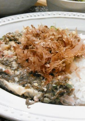 もずく楽部*コンビーフハッシュもず丼-レシピのメイン写真