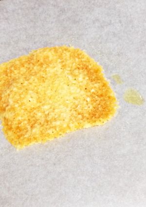 超簡単！カリカリ☆チーズせんべい-レシピのメイン写真