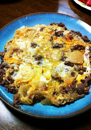 簡単！ボリュームおかず★牛肉卵とじ-レシピのメイン写真