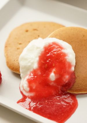 全粒粉パンケーキ　ラズベリーソース-レシピのメイン写真