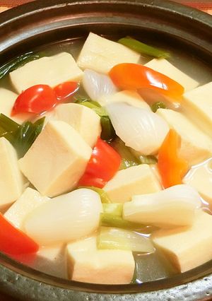 新玉葱と高野豆腐の簡単鍋-レシピのメイン写真