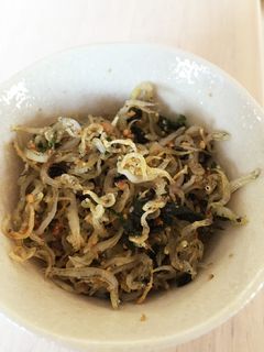しらすと青じそのオリーブオイル炒め-レシピのメイン写真