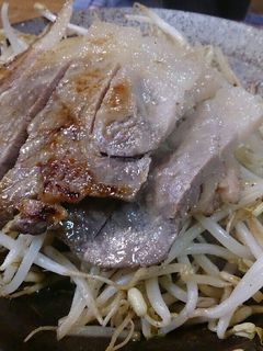 猪肉の塩麹漬ともやしの炒め物-レシピのメイン写真