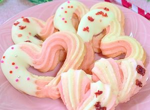 ピンクの♡ハート絞り出しクッキー-レシピのメイン写真