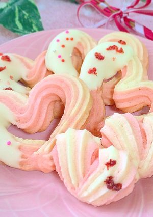ピンクの♡ハート絞り出しクッキー-レシピのメイン写真
