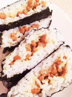 握らない納豆サンドおにぎり-レシピのメイン写真