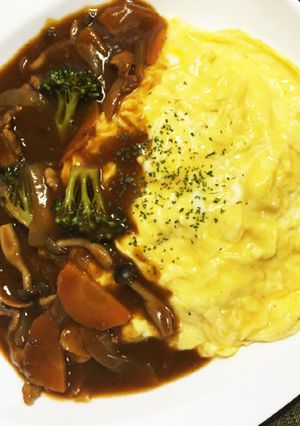 市販ハヤシルー少量で作る！簡単オムハヤシ-レシピのメイン写真