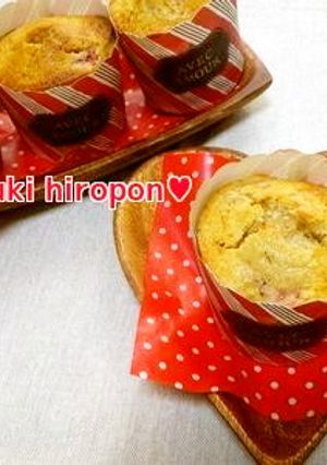 混ぜて焼くだけ簡単！苺バナナマフィン-レシピのメイン写真