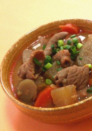 激ウマ！野菜たっぷりのピリ辛もつ煮込み-レシピのメイン写真
