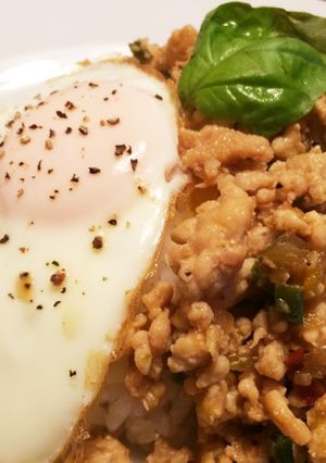 ☆簡単本格☆タイの定番料理ガパオライス✨-レシピのメイン写真