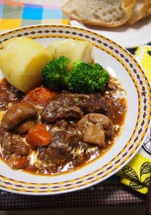 簡単！お肉が柔らか～❤本格ビーフシチュー-レシピのメイン写真