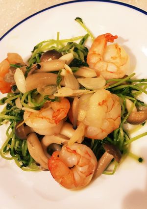 豆苗と海老のナンプラー炒め-レシピのメイン写真