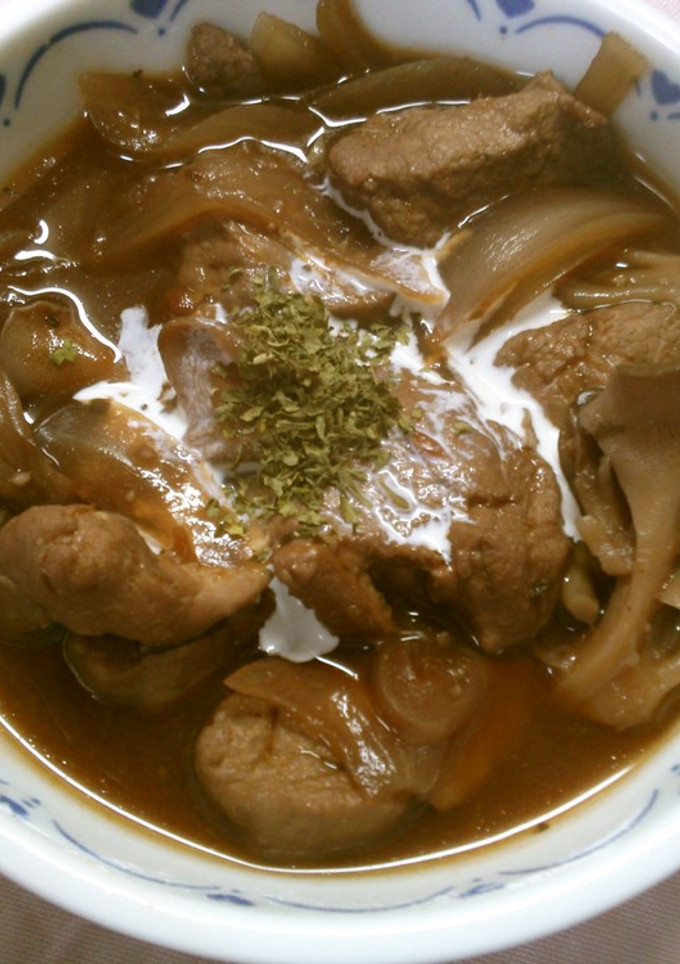 豚肉と　舞茸　玉ねぎの　赤ワイン煮込み！-レシピのメイン写真