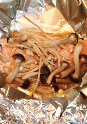 簡単！トースターで！鮭とキノコホイル焼き-レシピのメイン写真
