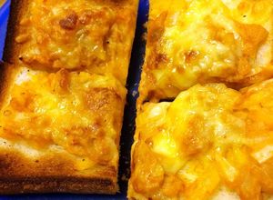 ツナとたまねぎのチーズトースト：タモパン-レシピのメイン写真