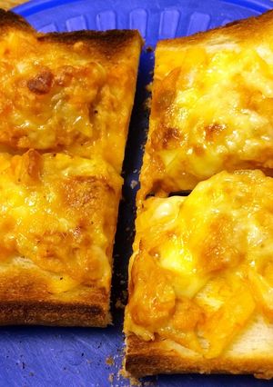 ツナとたまねぎのチーズトースト：タモパン-レシピのメイン写真